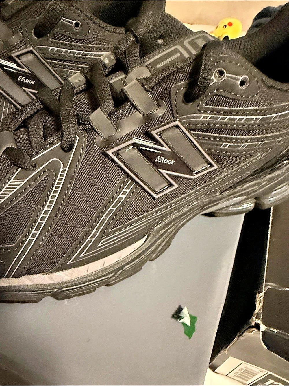 New Balance 1906R Triple Black Sneakers Black & Gray US 10.5 D
